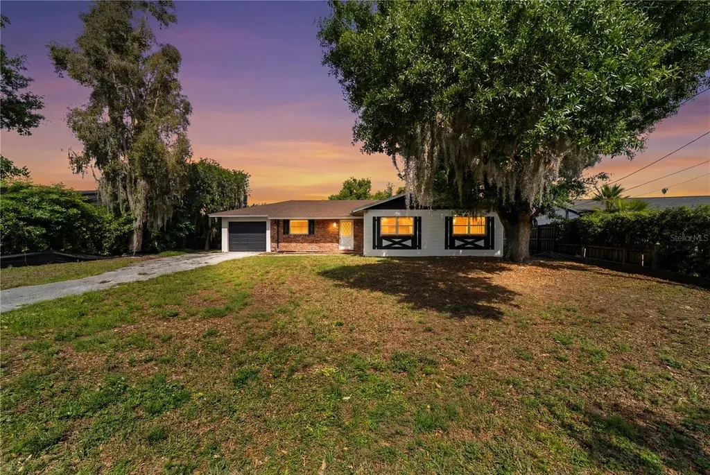 1881 Lake Spier Drive Winter Park FL 32789