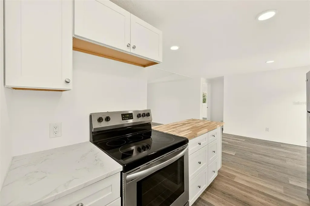 10301 Hudson Avenue Hudson FL 34669