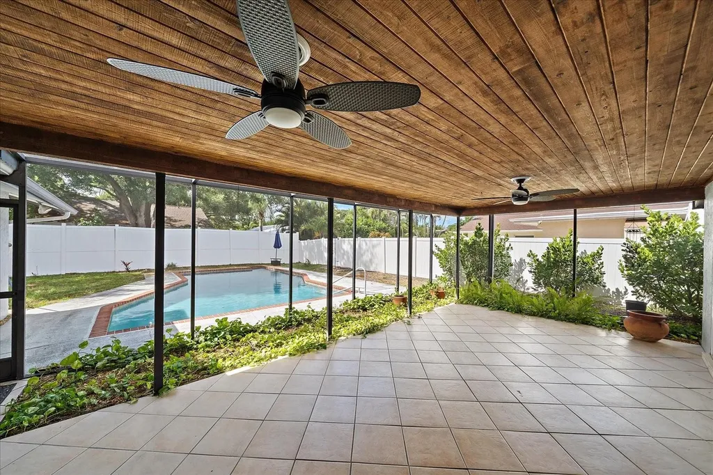 6416 Samoa Drive Sarasota FL 34241