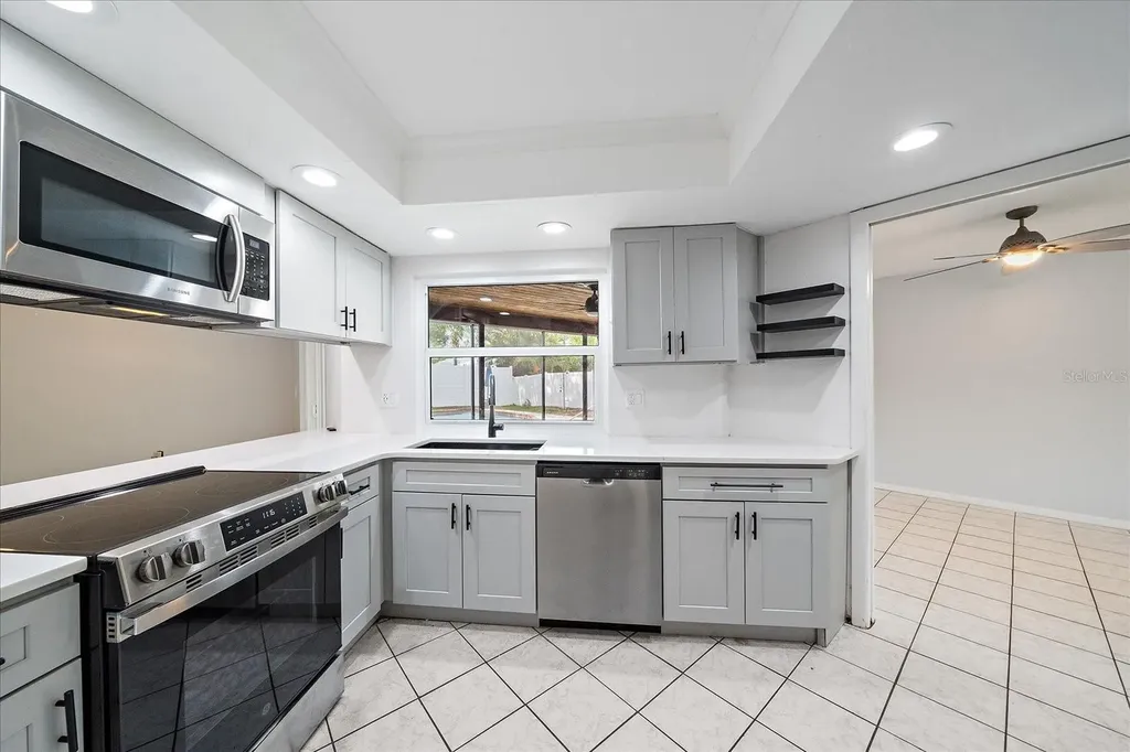6416 Samoa Drive Sarasota FL 34241