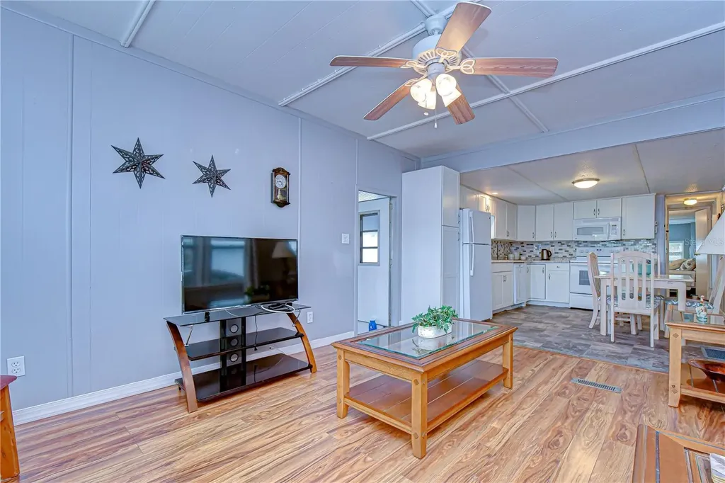 38634 Lansing Avenue Zephyrhills FL 33542