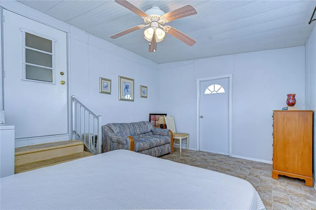 38634 Lansing Avenue Zephyrhills FL 33542