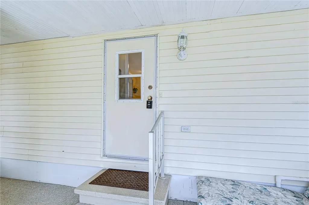 38634 Lansing Avenue Zephyrhills FL 33542