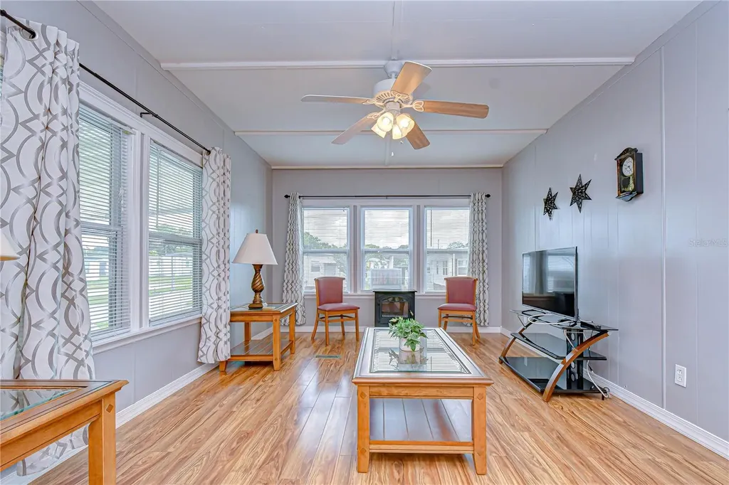 38634 Lansing Avenue Zephyrhills FL 33542