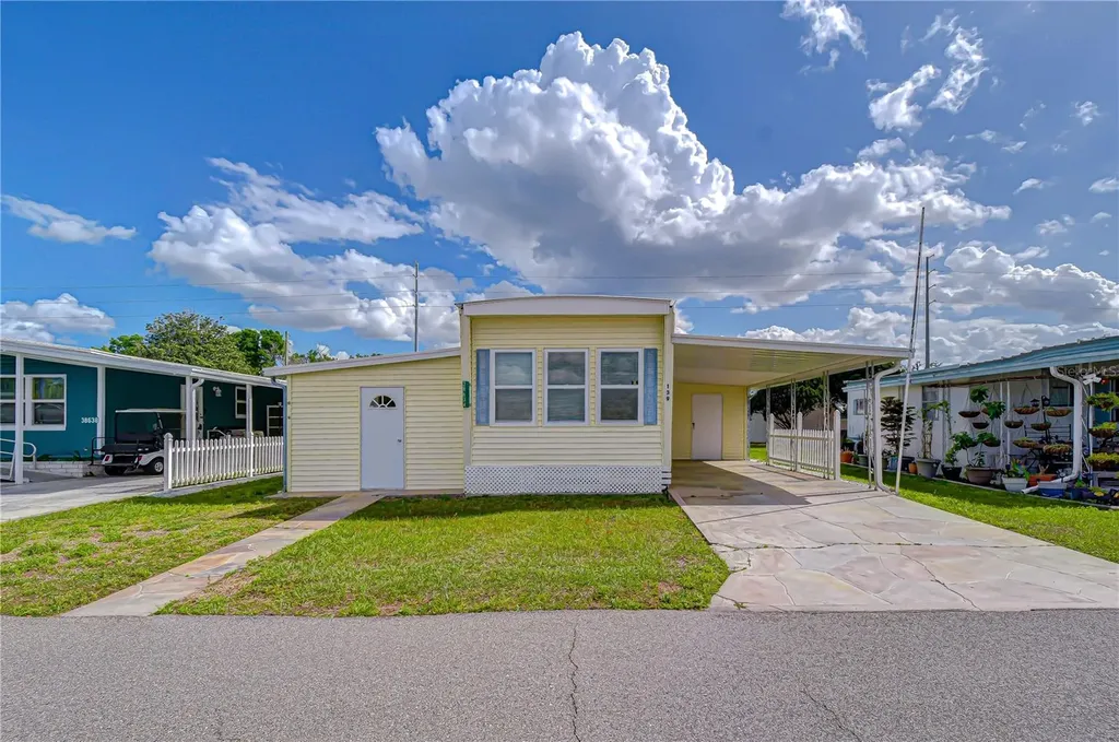 38634 Lansing Avenue Zephyrhills FL 33542
