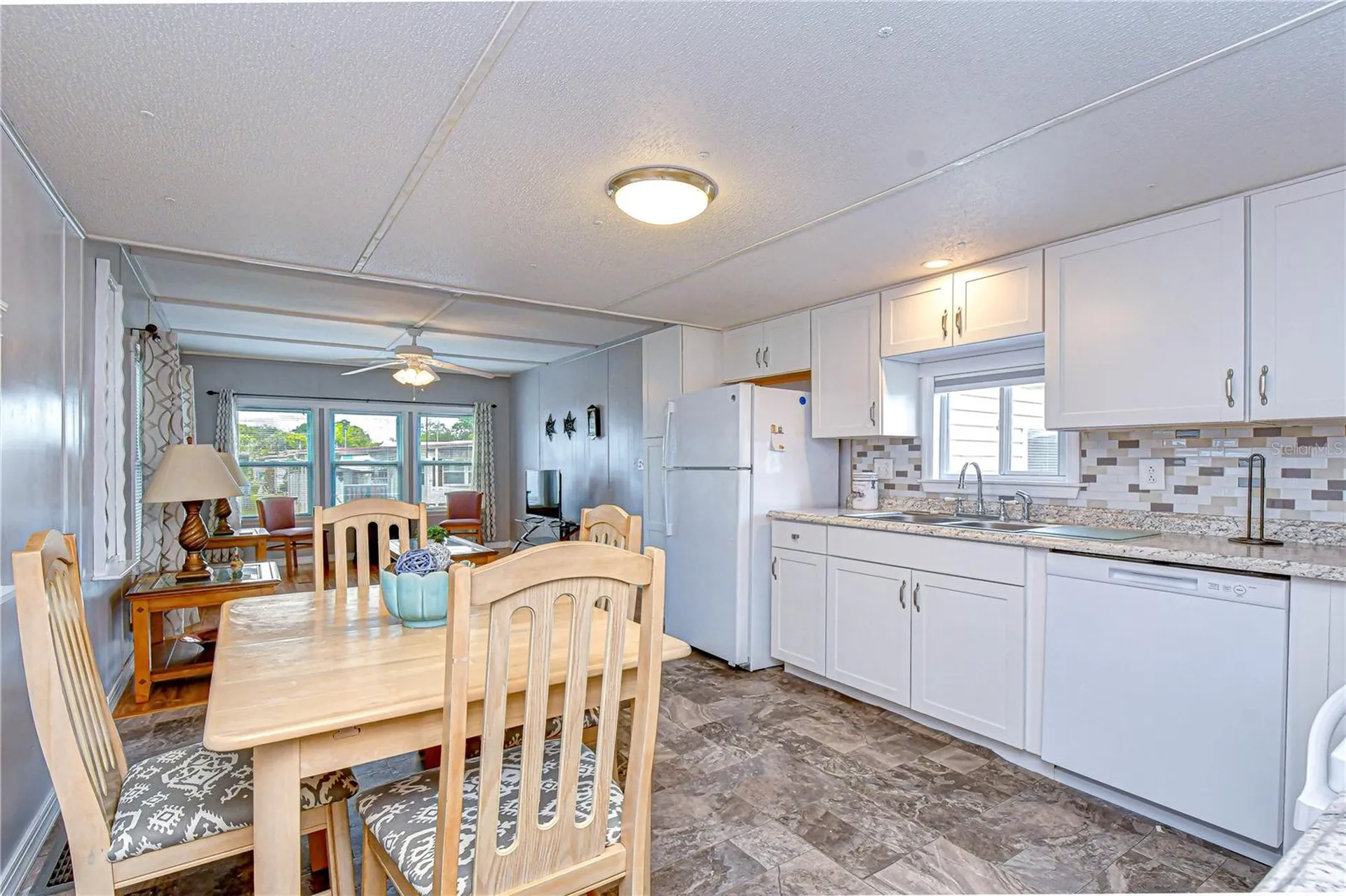 38634 Lansing Avenue Zephyrhills FL 33542