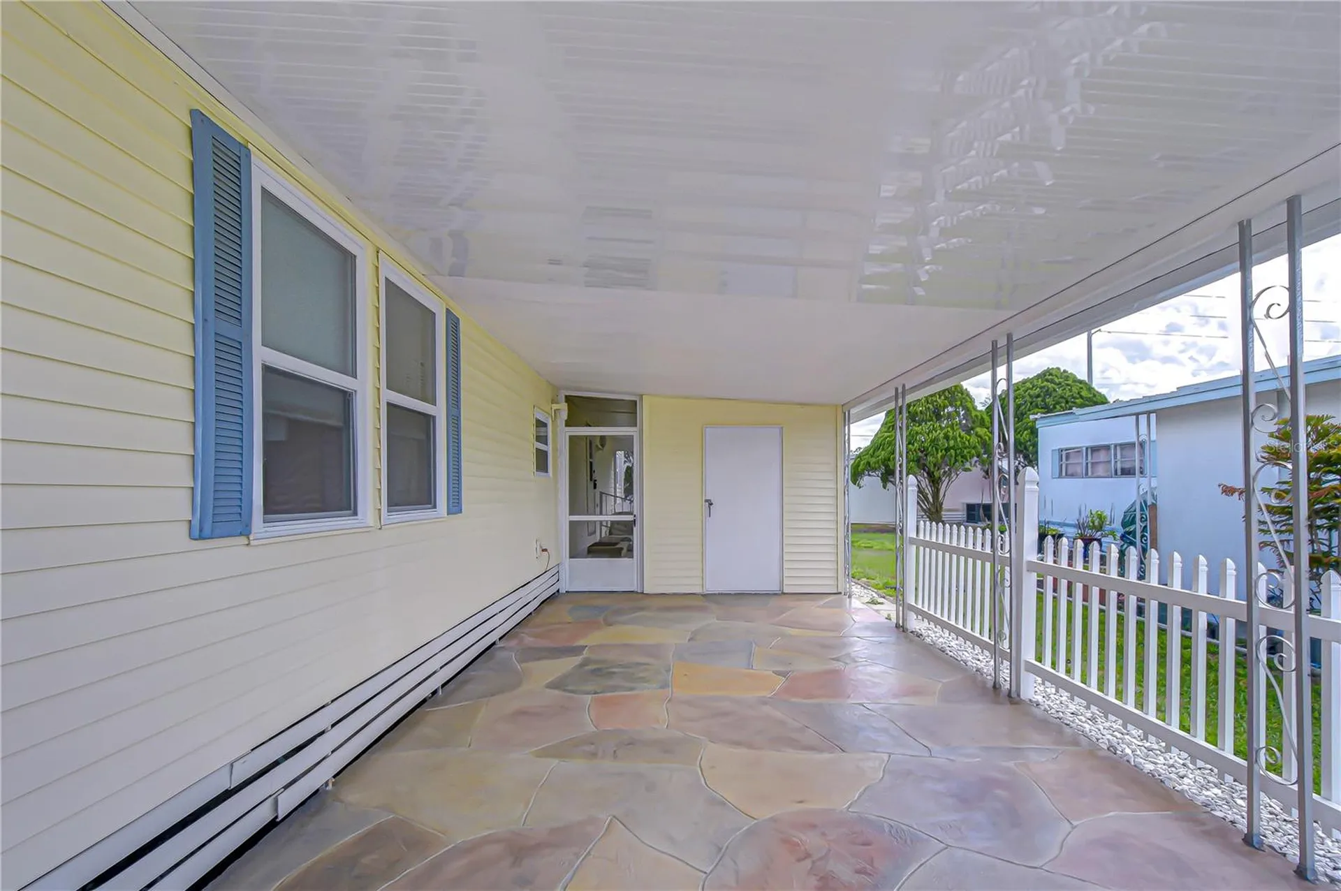 38634 Lansing Avenue Zephyrhills FL 33542