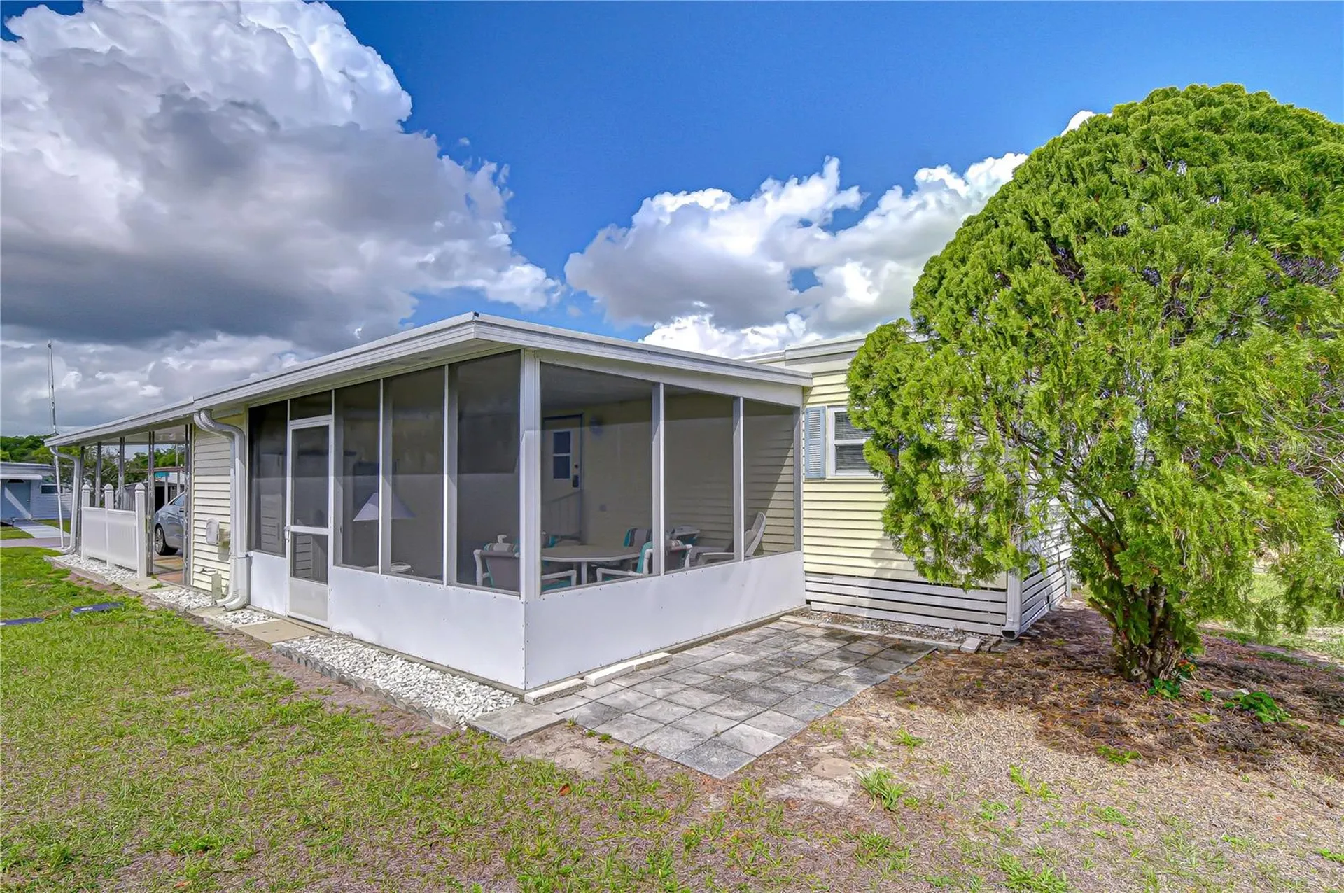 38634 Lansing Avenue Zephyrhills FL 33542