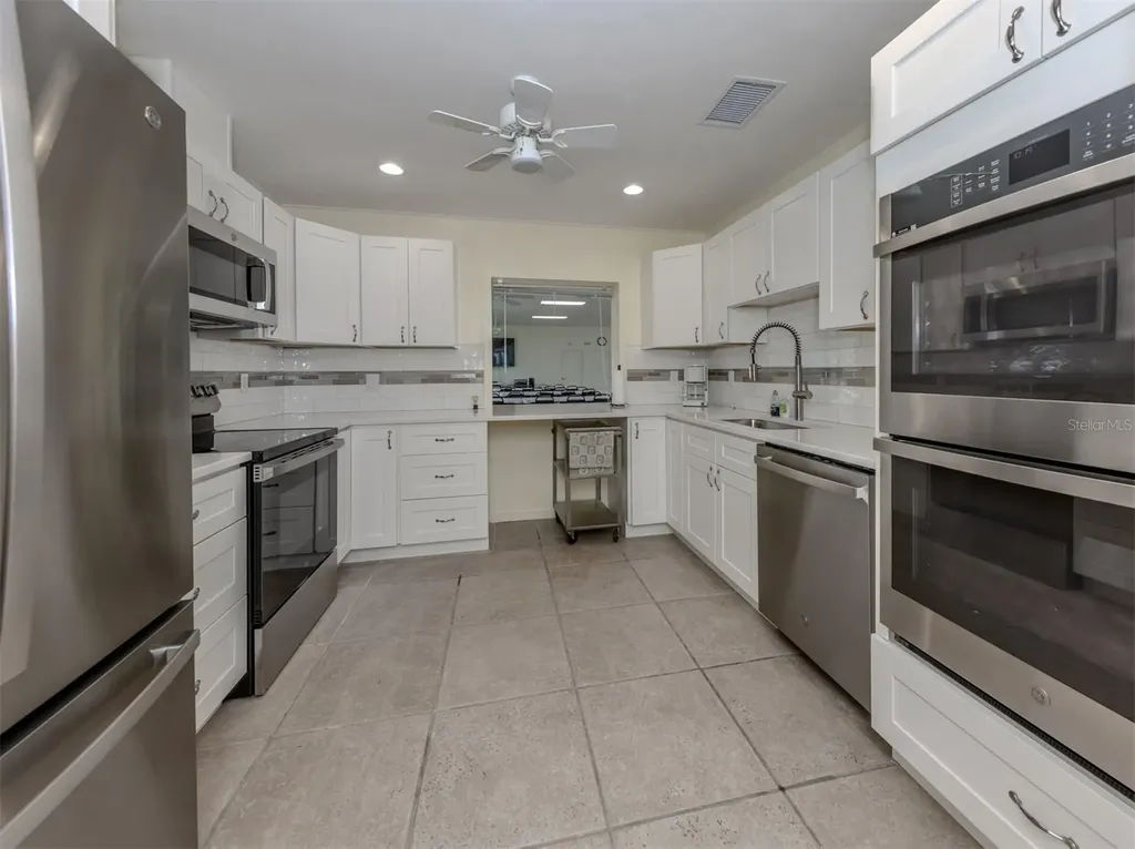 6108 Green View Drive Sarasota FL 34231