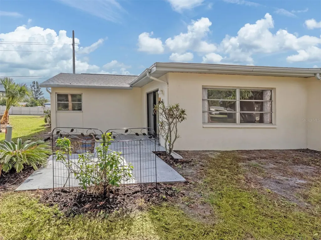 6108 Green View Drive Sarasota FL 34231