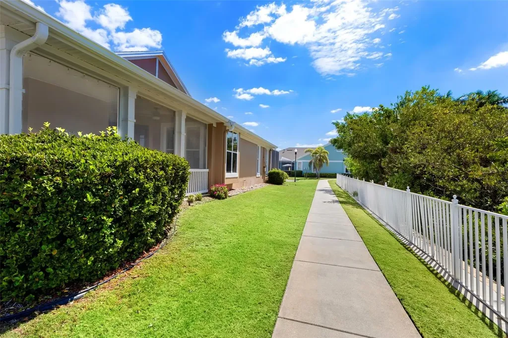 5702 Tides Place Apollo Beach FL 33572