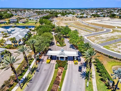 5702 Tides Place Apollo Beach FL 33572