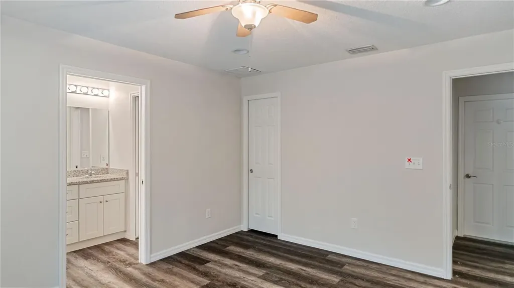 296 Oak Lane Track Ocala FL 34472