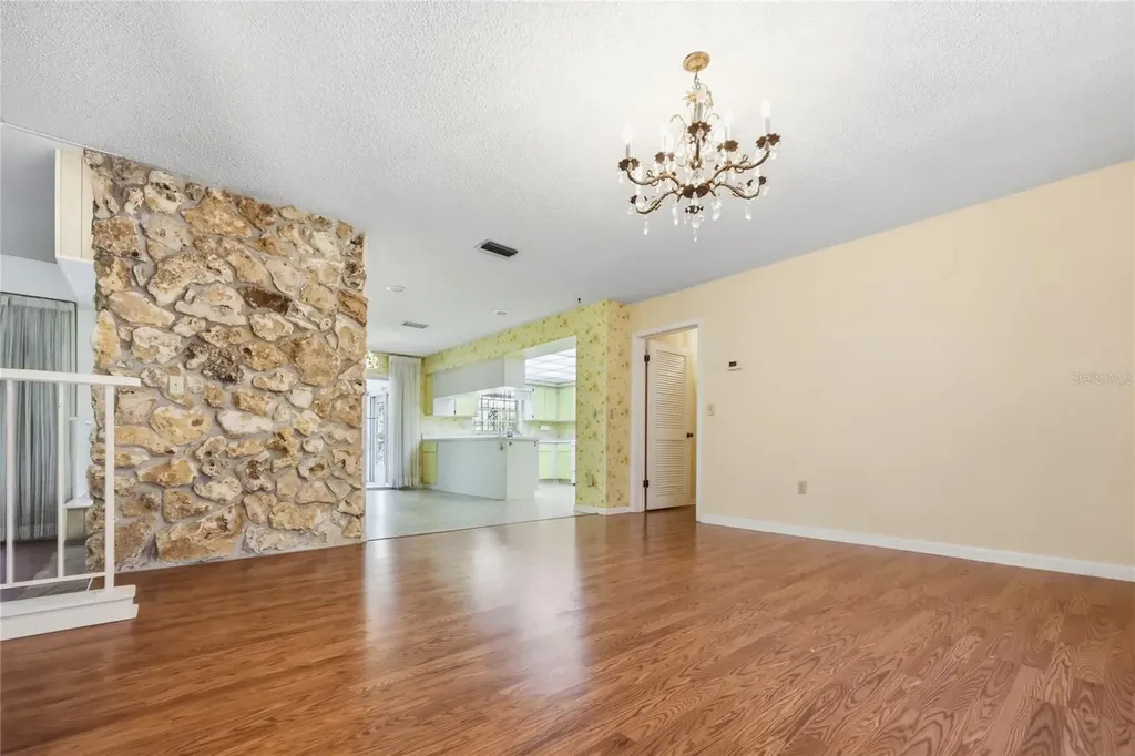 1352 Errol Parkway Apopka FL 32712