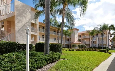 9630 Club South Circle Sarasota FL 34238
