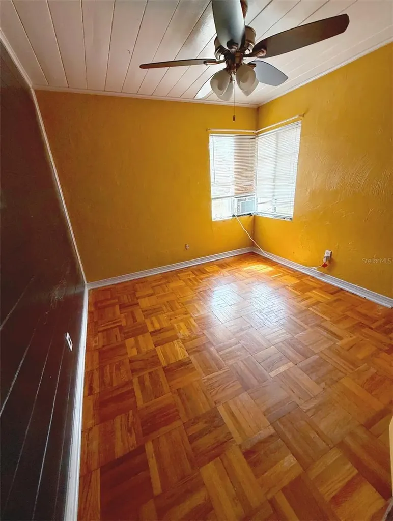 2412 Burns Street Lakeland FL 33801