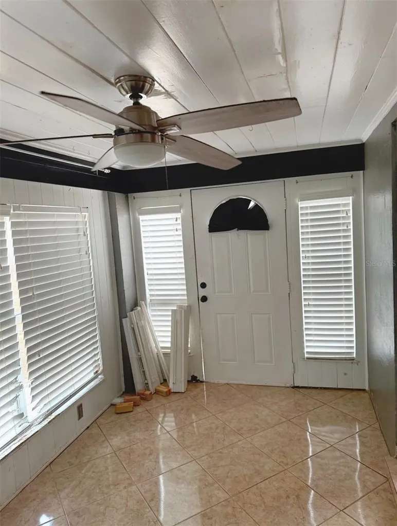 2412 Burns Street Lakeland FL 33801