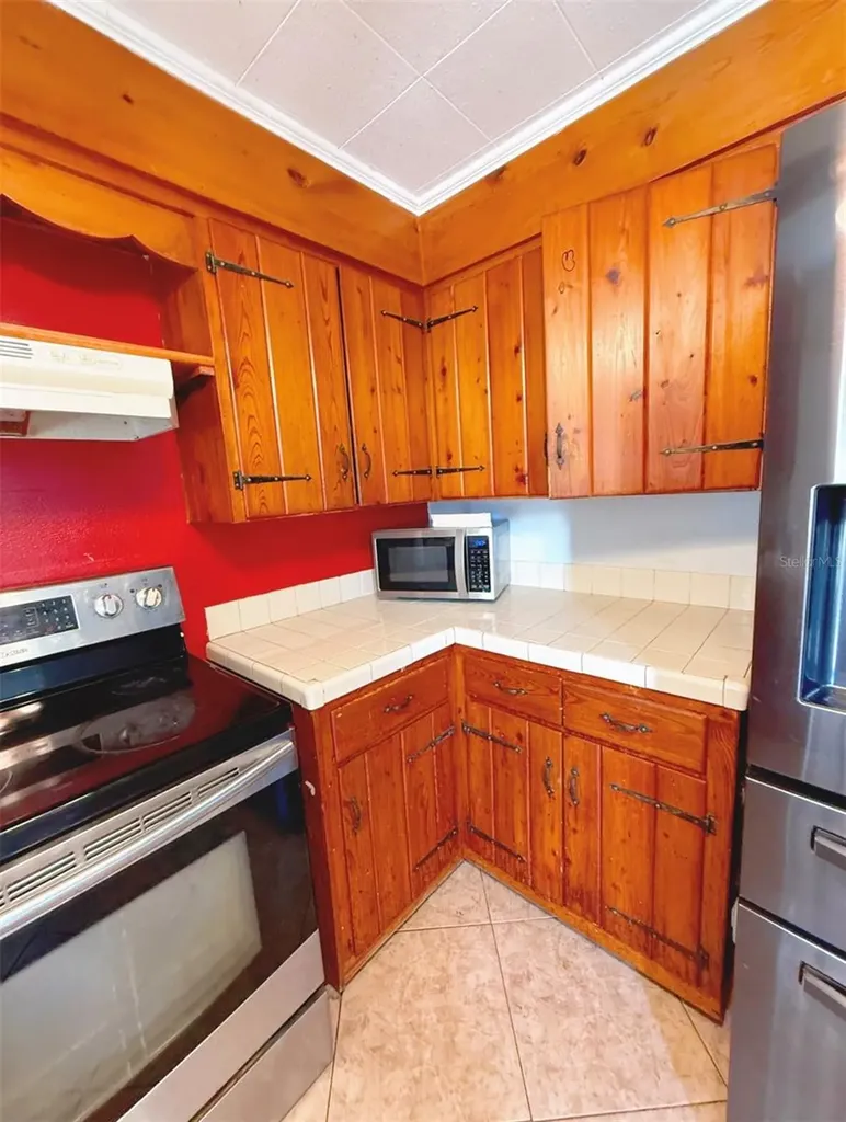 2412 Burns Street Lakeland FL 33801