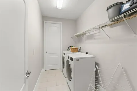 9532 Reymont Street Orlando FL 32827