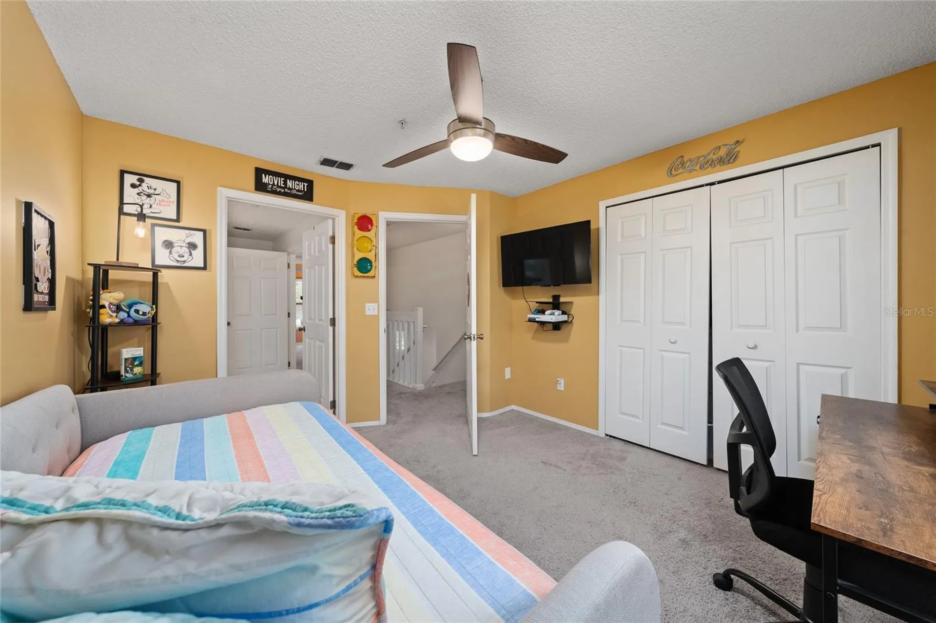 703 Swan Lane Altamonte Springs FL 32701
