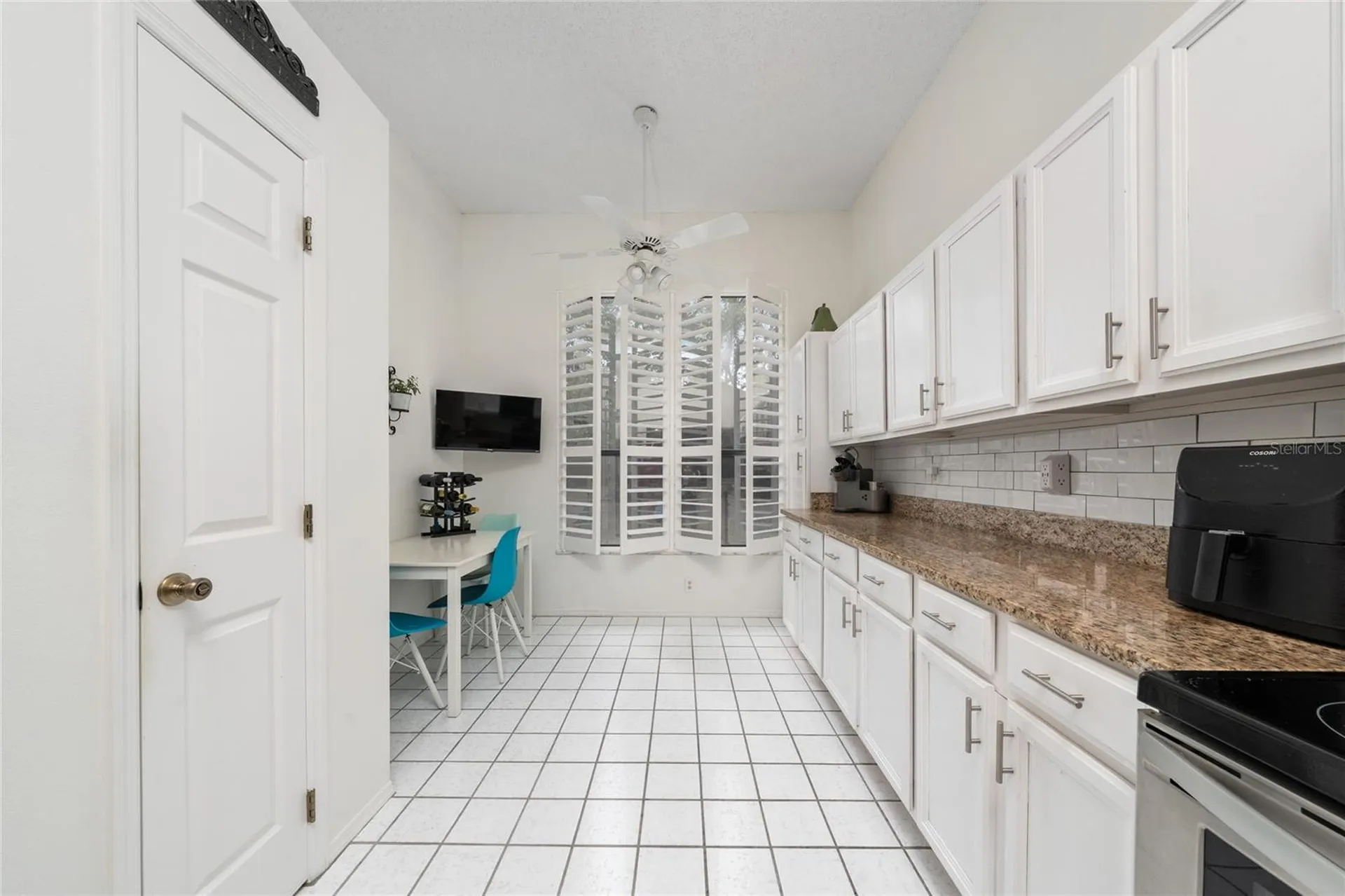 703 Swan Lane Altamonte Springs FL 32701