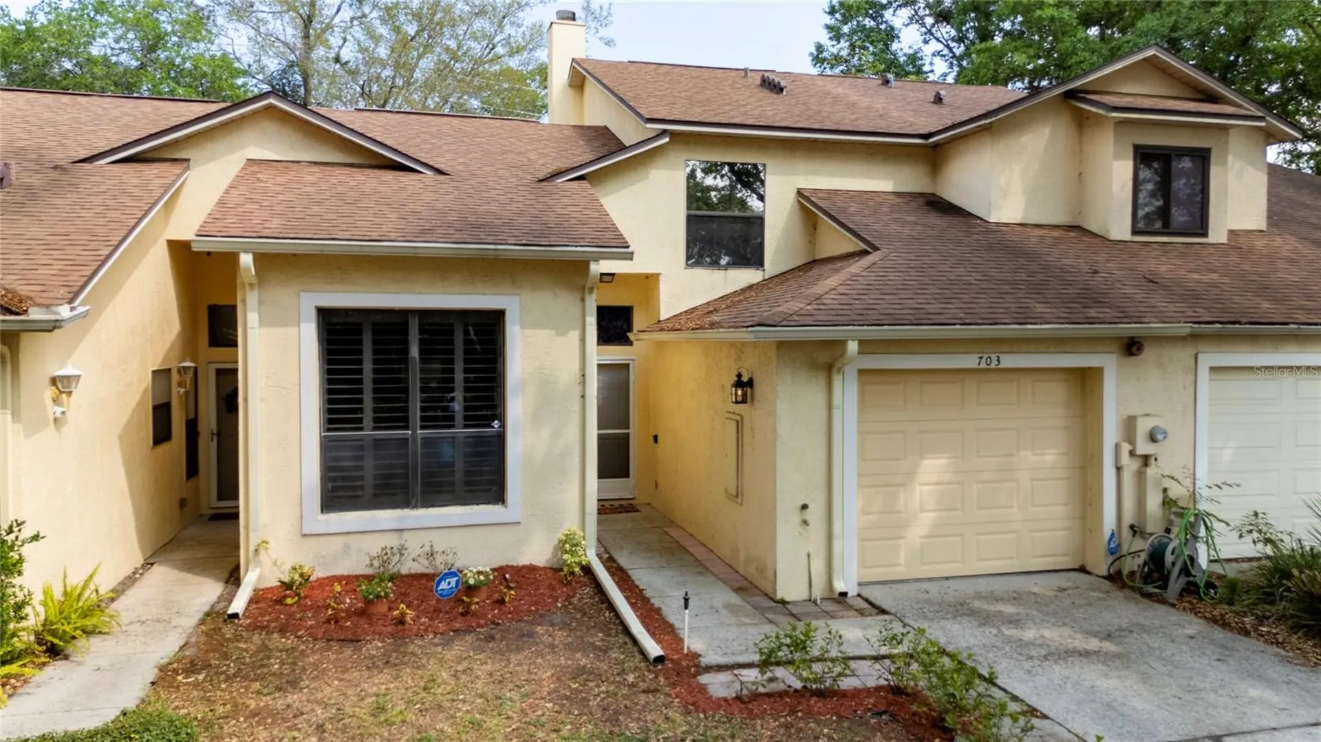 703 Swan Lane Altamonte Springs FL 32701