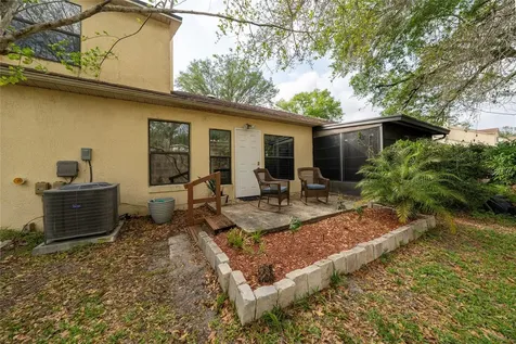 703 Swan Lane Altamonte Springs FL 32701