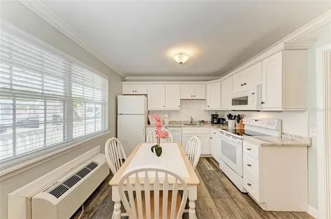 1603 Gulf Dr N Bradenton Beach FL 34217