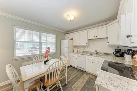 1603 Gulf Dr N Bradenton Beach FL 34217