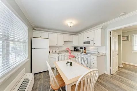 1603 Gulf Dr N Bradenton Beach FL 34217