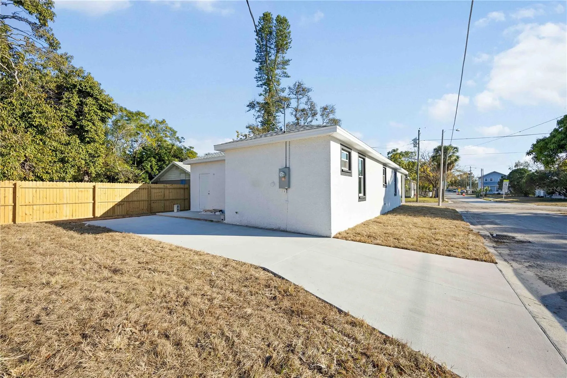 520 12th Avenue W Bradenton FL 34205