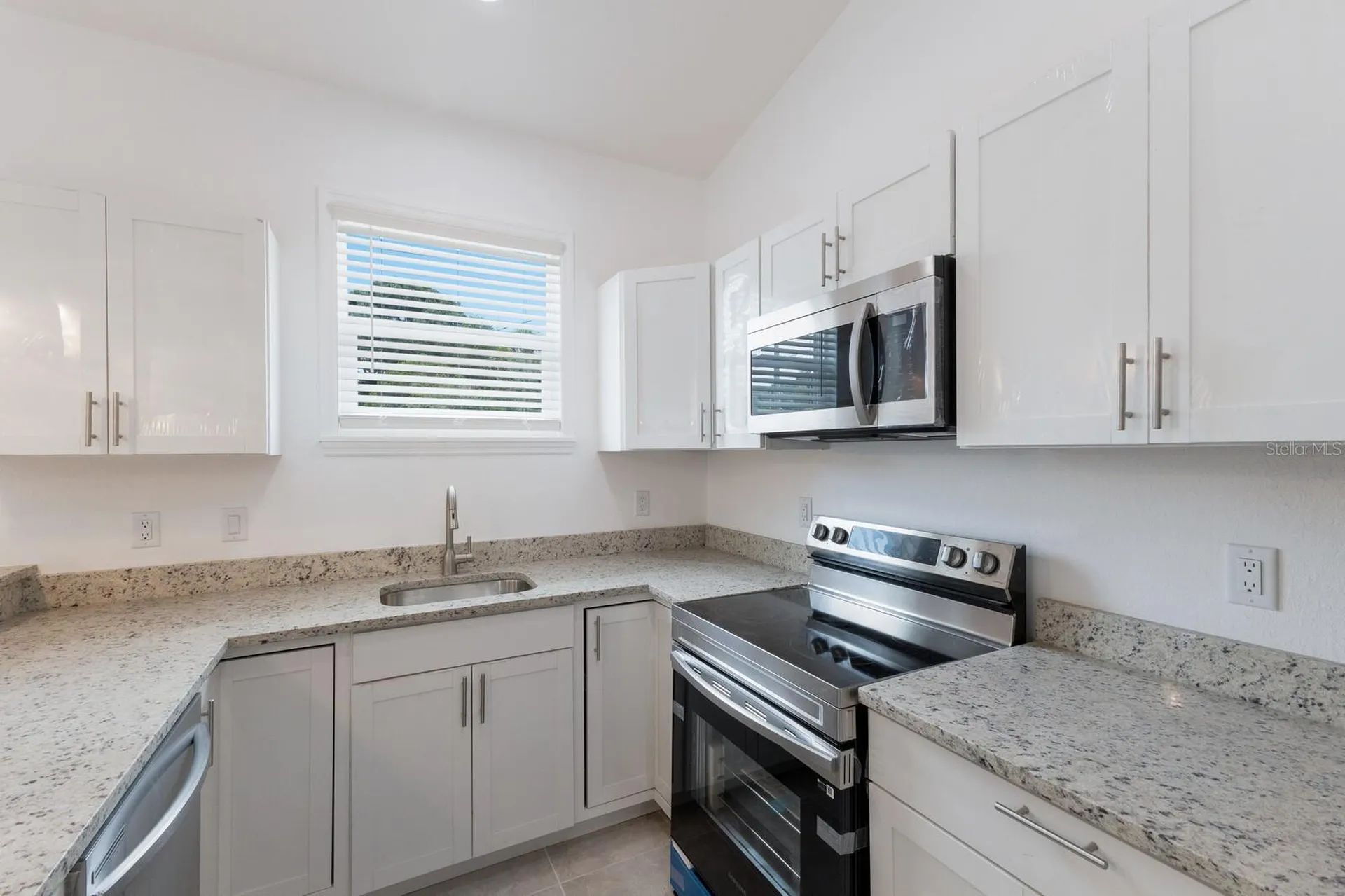 520 12th Avenue W Bradenton FL 34205