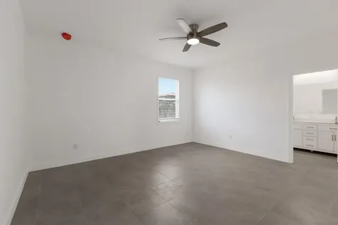 520 12th Avenue W Bradenton FL 34205