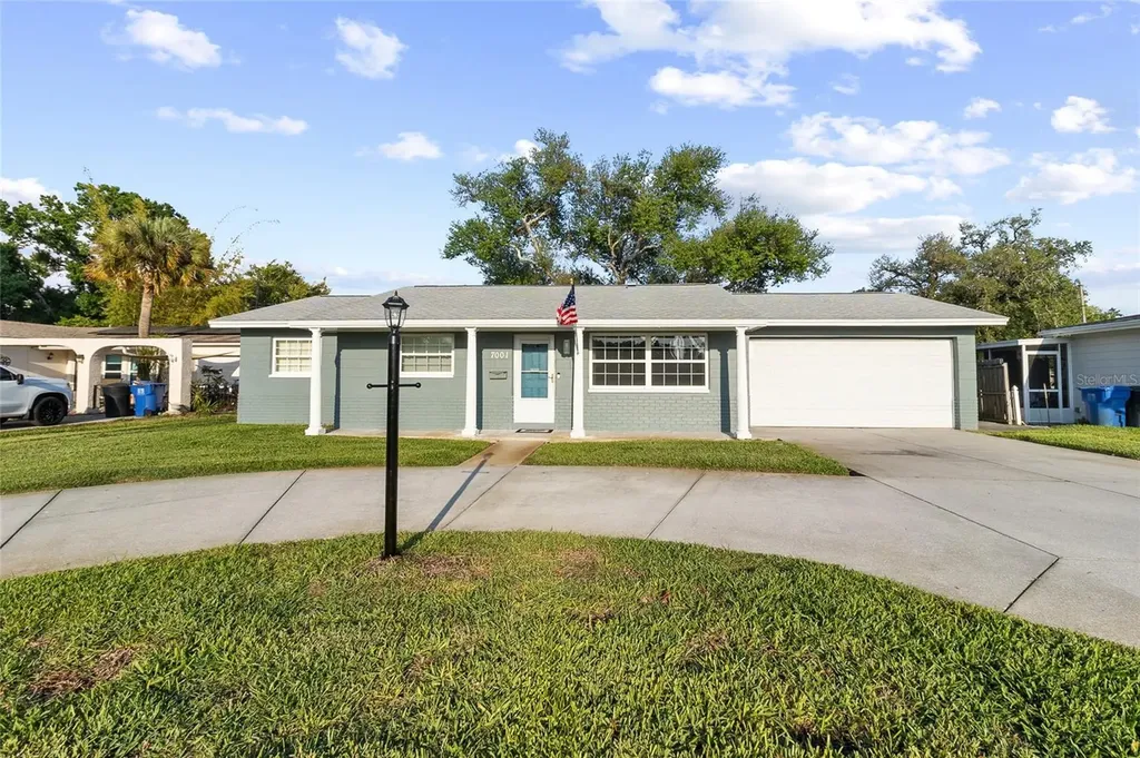 7001 18th Street N St Petersburg FL 33702