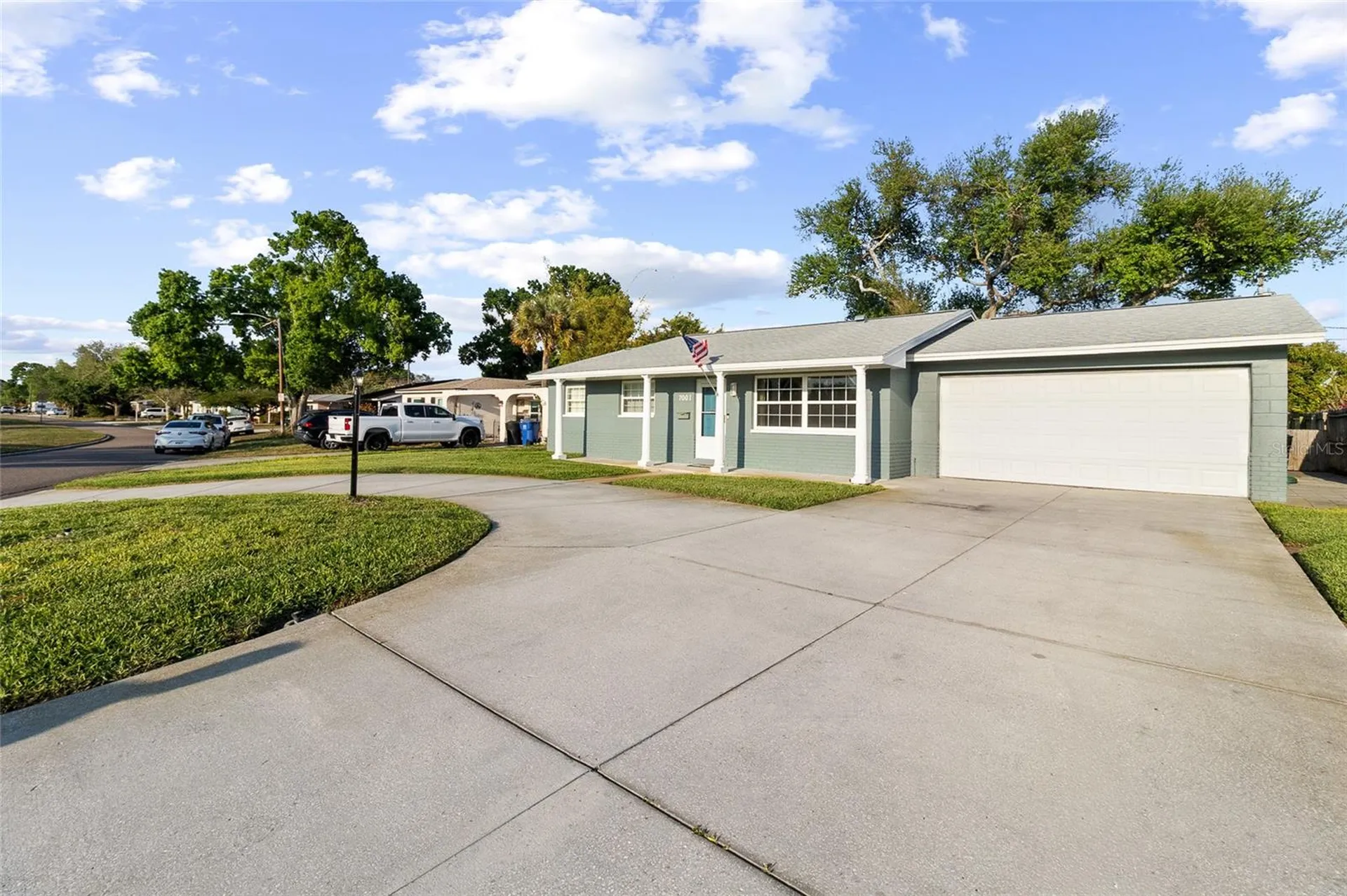 7001 18th Street N St Petersburg FL 33702