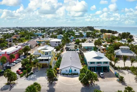 107 Pine Avenue Anna Maria FL 34216
