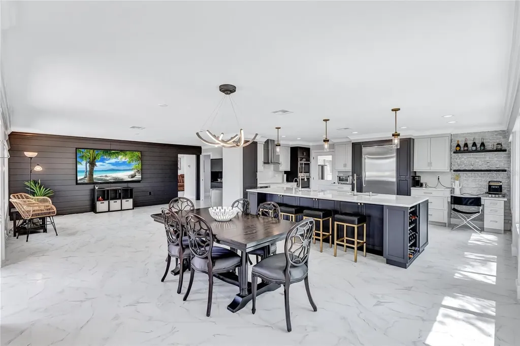 2612 Keystone Court N St Petersburg FL 33710