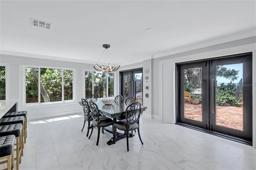 2612 Keystone Court N St Petersburg FL 33710