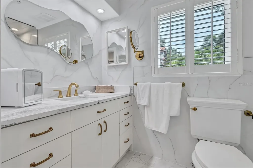 2612 Keystone Court N St Petersburg FL 33710