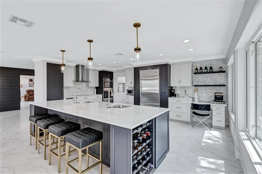 2612 Keystone Court N St Petersburg FL 33710