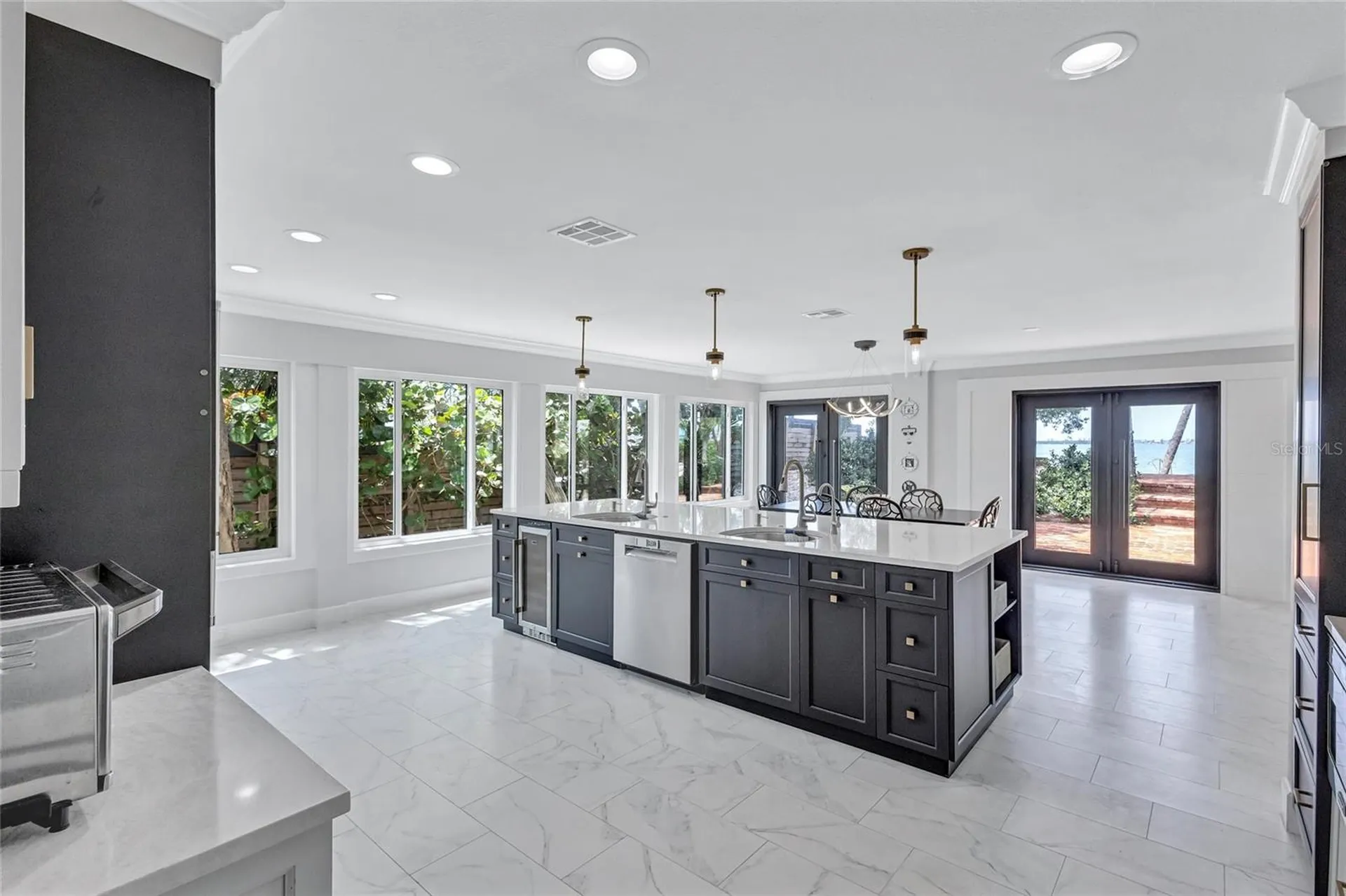 2612 Keystone Court N St Petersburg FL 33710