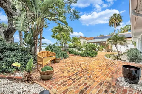 2612 Keystone Court N St Petersburg FL 33710