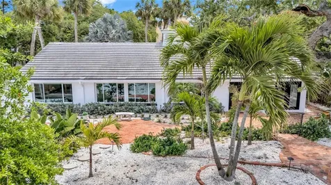 2612 Keystone Court N St Petersburg FL 33710