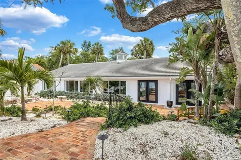 2612 Keystone Court N St Petersburg FL 33710
