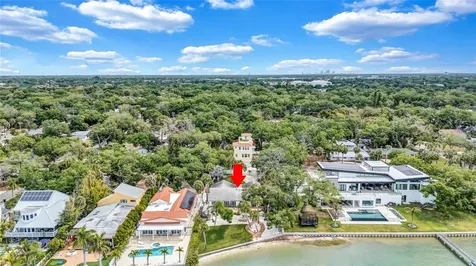 2612 Keystone Court N St Petersburg FL 33710