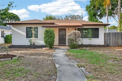 4745 14th Avenue N St Petersburg FL 33713