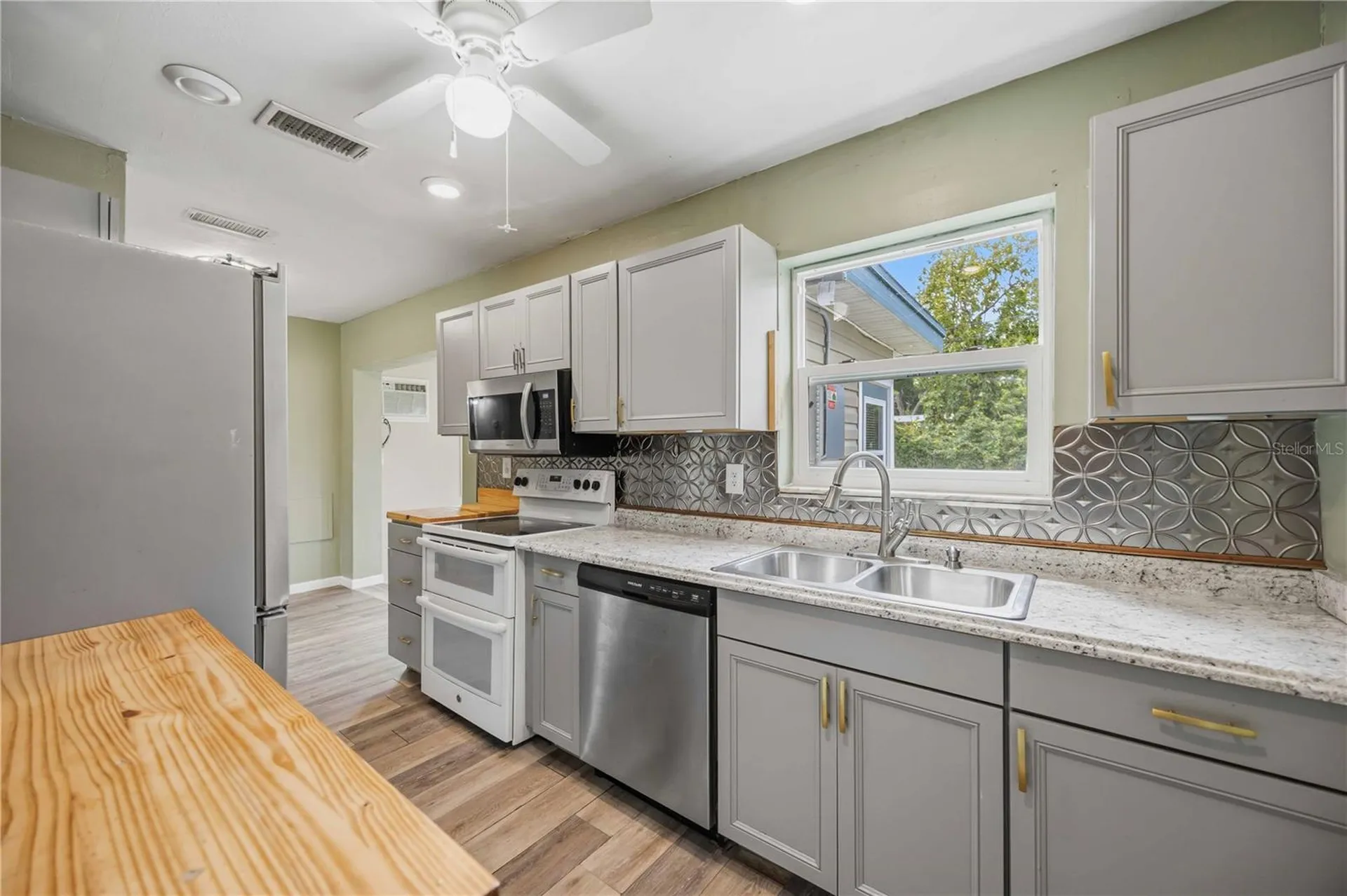 22243 Hernando Avenue Port Charlotte FL 33952