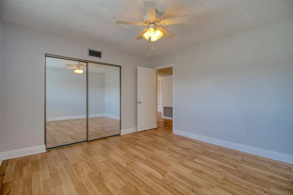 2450 Canadian Way Clearwater FL 33763