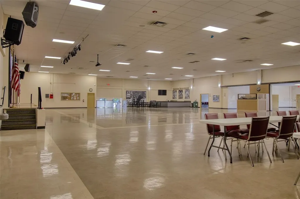 2450 Canadian Way Clearwater FL 33763
