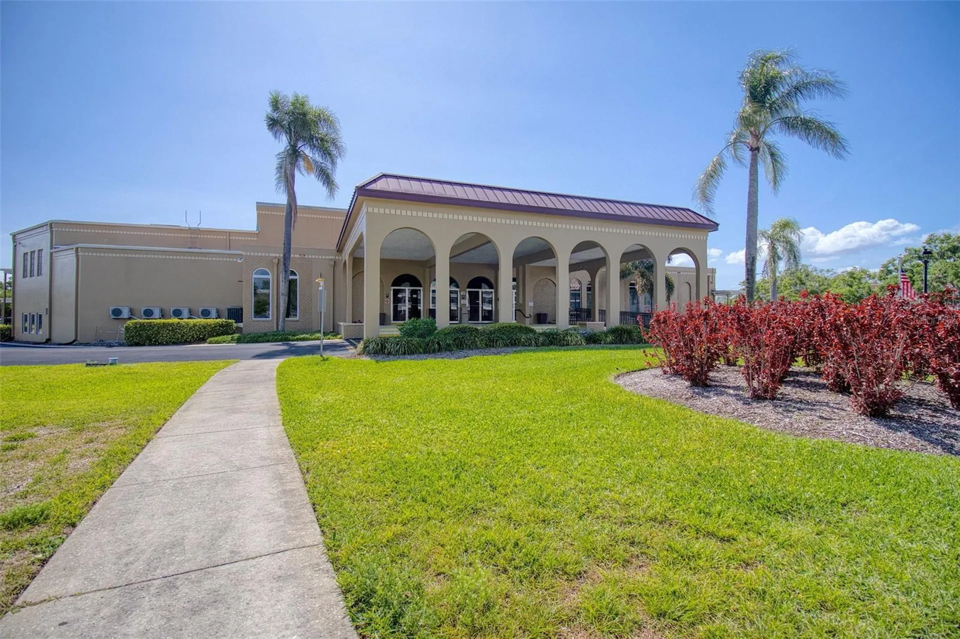2450 Canadian Way Clearwater FL 33763